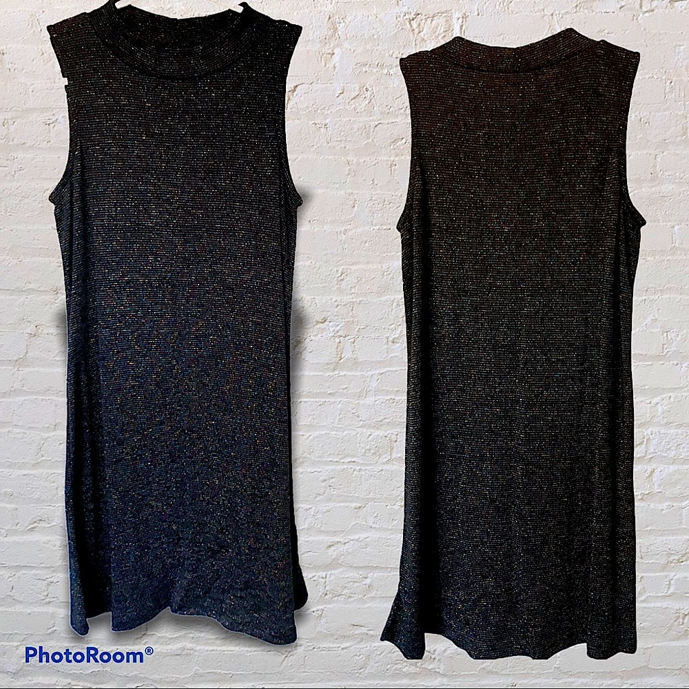 Girls light weight knit metallic dress